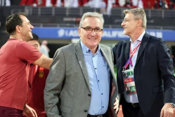 沪深配 国足深夜传消息！11月热身赛再度告吹，10人进入选帅最终面试